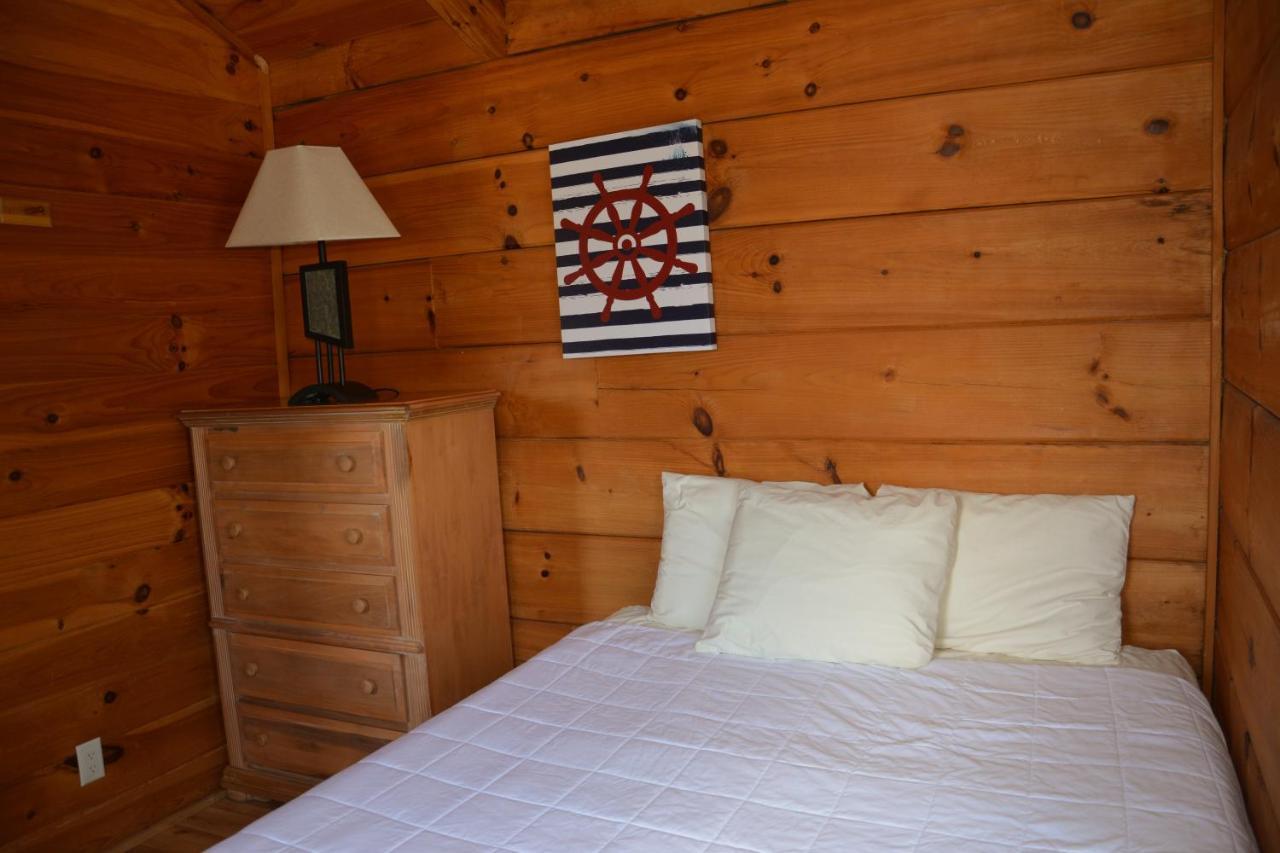 Camp Mack Lodge, Marina & Rv Resort เลคเวลส์ ภายนอก รูปภาพ
