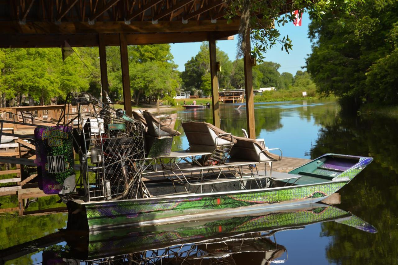 Camp Mack Lodge, Marina & Rv Resort เลคเวลส์ ภายนอก รูปภาพ