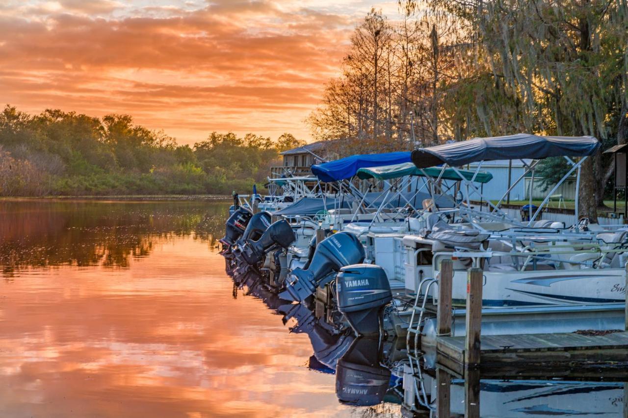 Camp Mack Lodge, Marina & Rv Resort เลคเวลส์ ภายนอก รูปภาพ